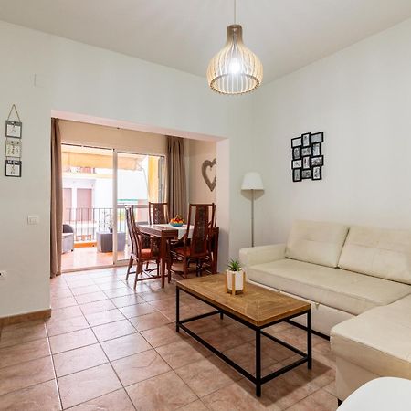 Aoa Casa Triana Familiar Con Terraza Leilighet Sevilla Eksteriør bilde